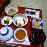 朝食