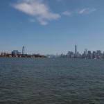 リバティ島から